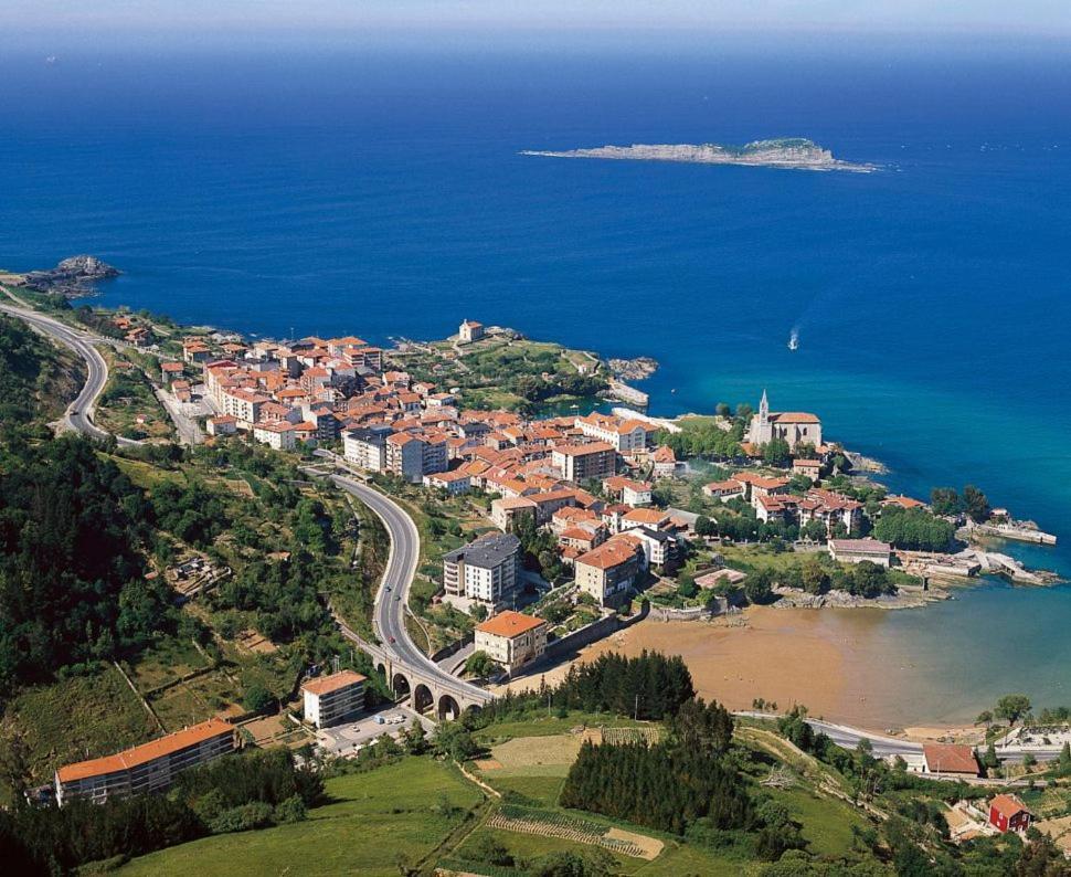 Plazuela Sta Catalina II En Mundaka Con Parking By Kabia Gestion Apartment Luaran gambar
